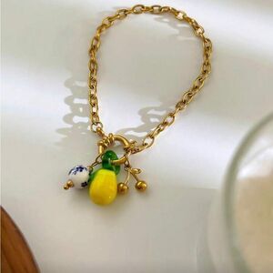 Gold Bracelet with Lemon Q327
